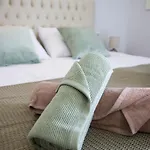 Riverside Pearl House By The River And Swimming Pool ブラガイ