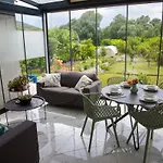 Riverside Pearl House By The River And Swimming Pool ヴィラ
