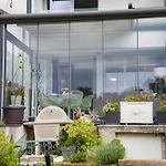 Riverside Pearl House By The River And Swimming Pool * ブラガイ