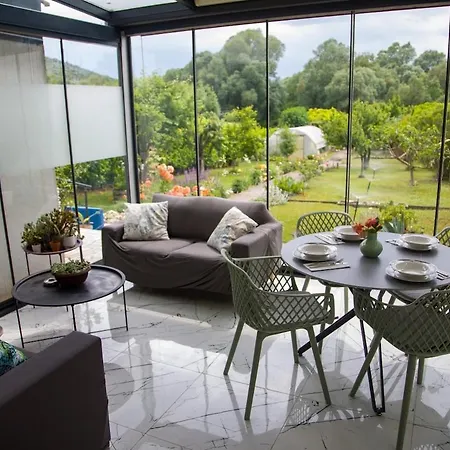 Riverside Pearl House By The River And Swimming Pool Villa