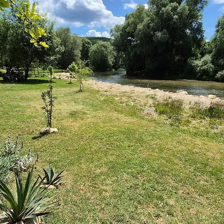 Villa Riverside Pearl House By The River And Swimming Pool Blagaj