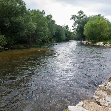Riverside Pearl House By The River And Swimming Pool Villa