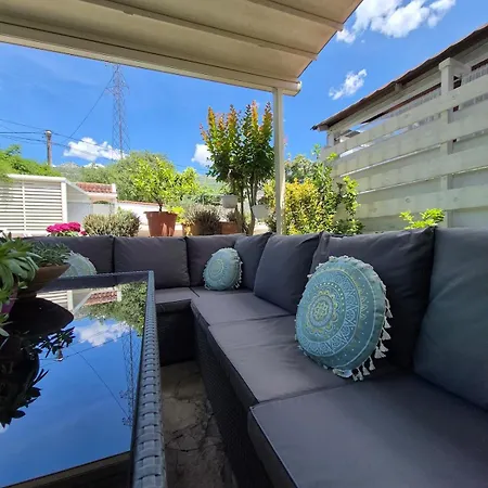 Riverside Pearl House By The River And Swimming Pool Villa