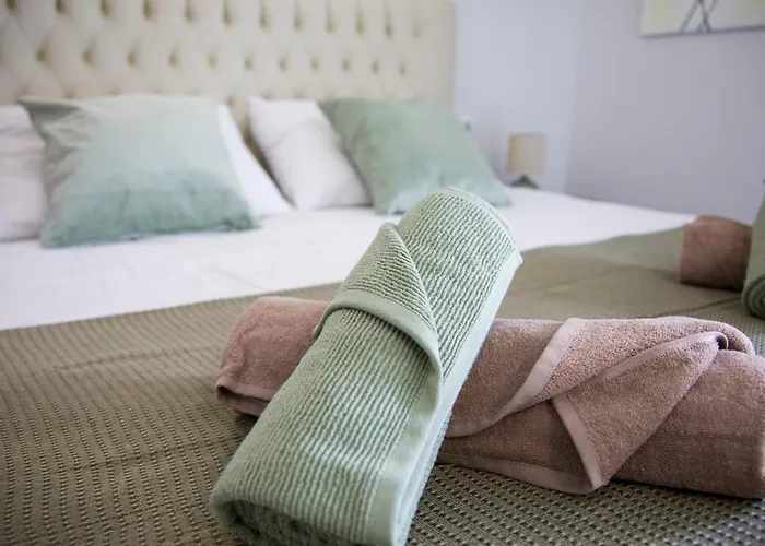 Riverside Pearl House By The River And Swimming Pool Blagaj