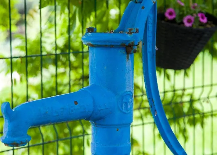 Riverside Pearl House By The River And Swimming Pool Villa