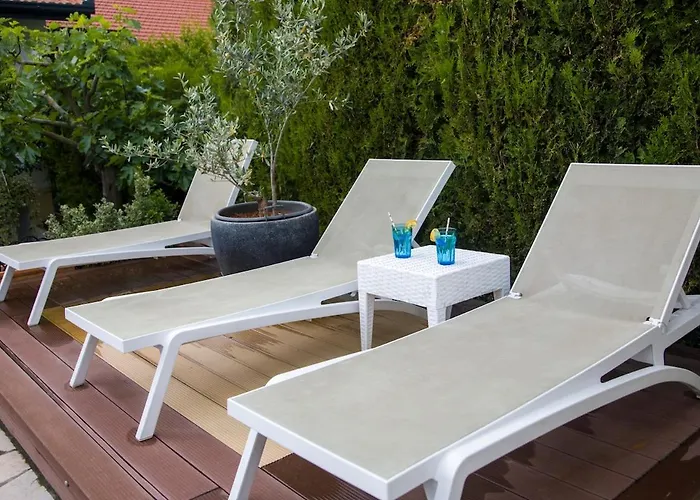 Villa Riverside Pearl House By The River And Swimming Pool Blagaj