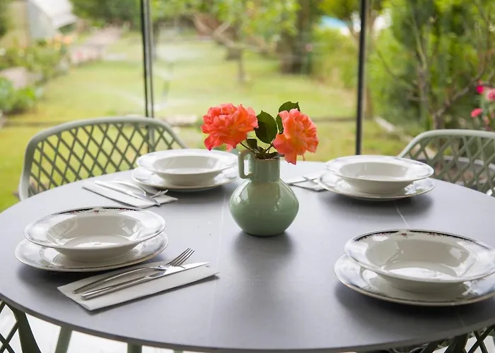 Riverside Pearl House By The River And Swimming Pool Villa *