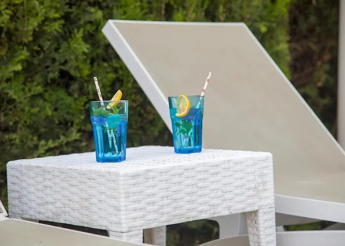 Riverside Pearl House By The River And Swimming Pool Villa